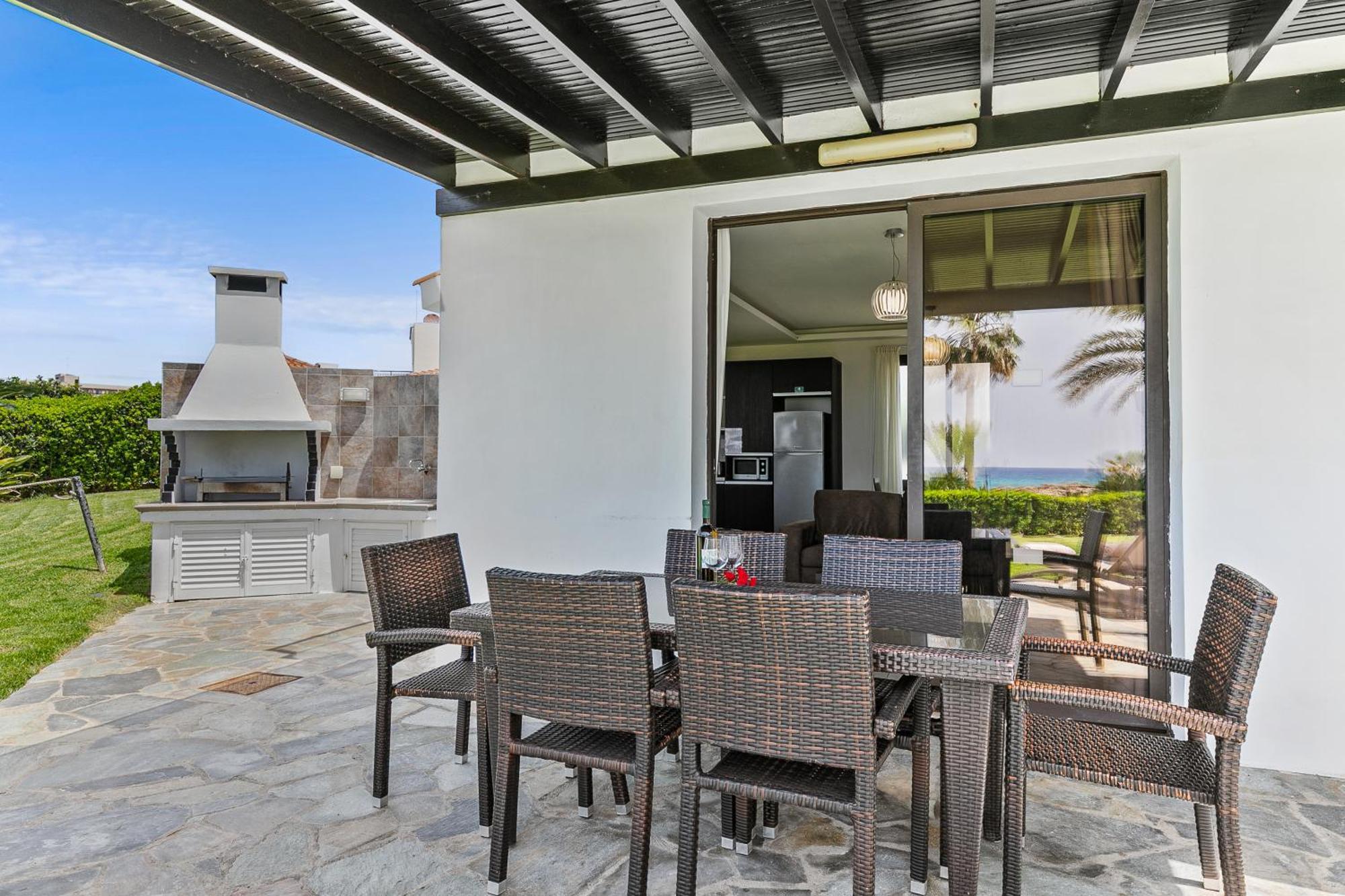 Platzia Beach Villas Pafos Exterior foto