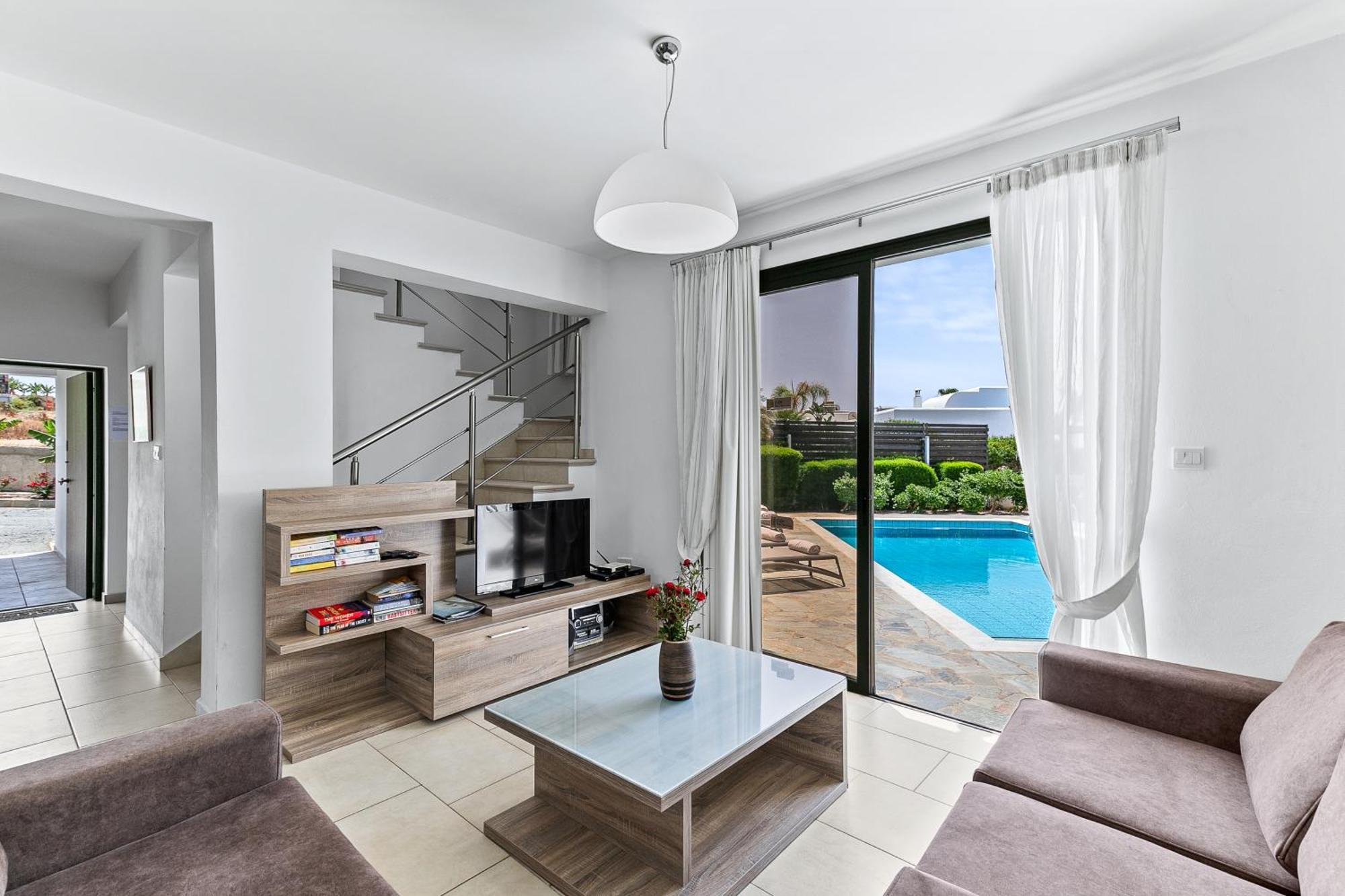 Platzia Beach Villas Pafos Exterior foto