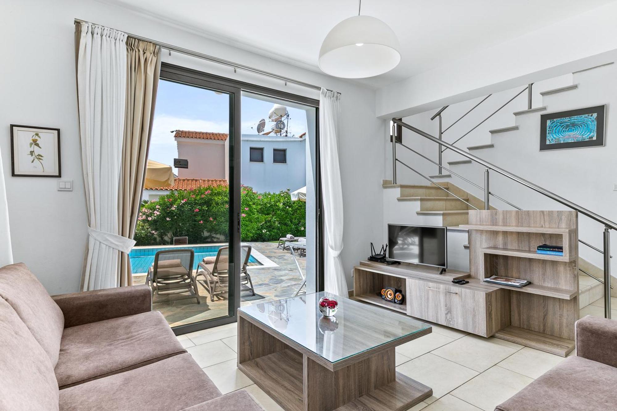 Platzia Beach Villas Pafos Exterior foto